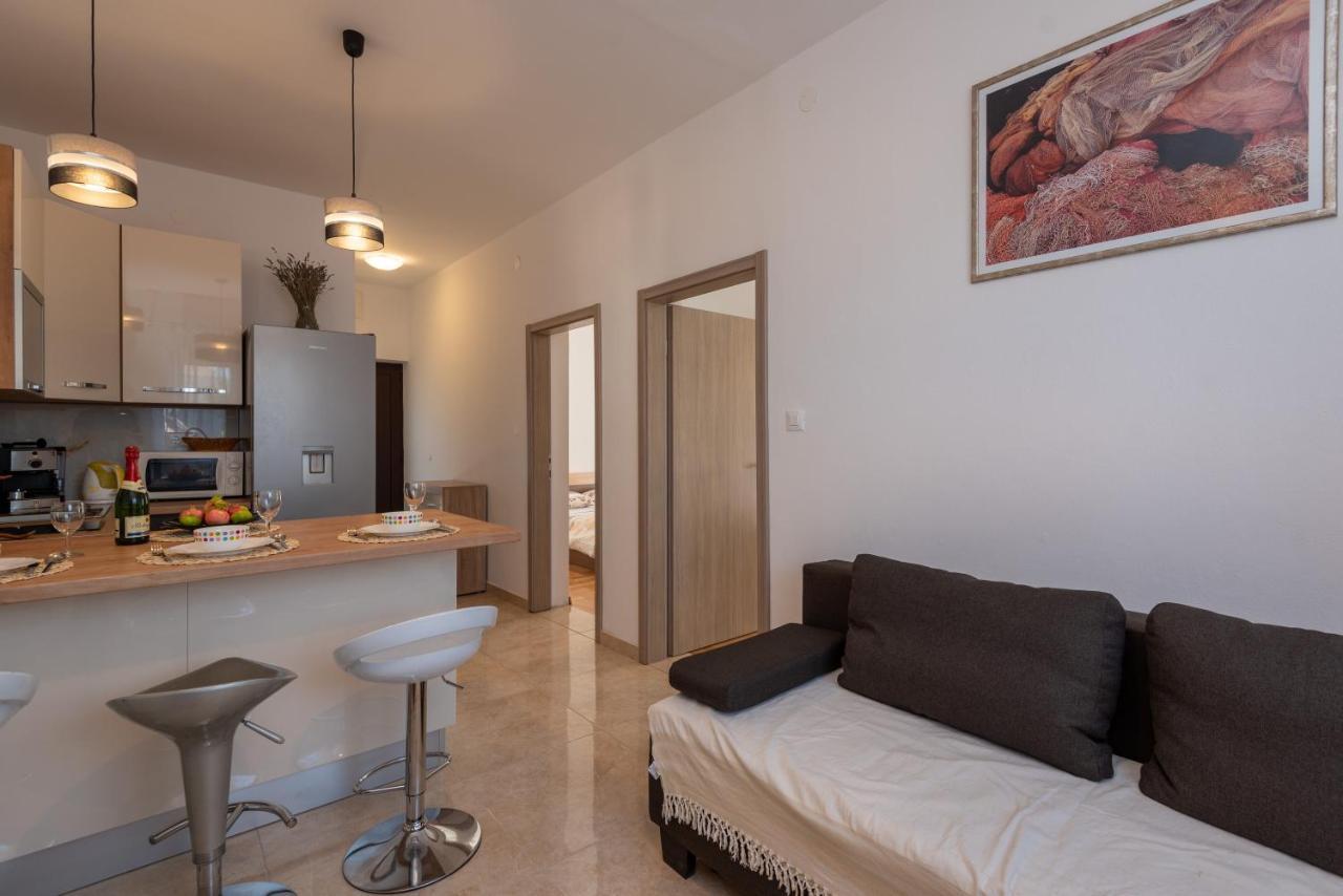 Apartman Tribunj Tribalj Exterior foto