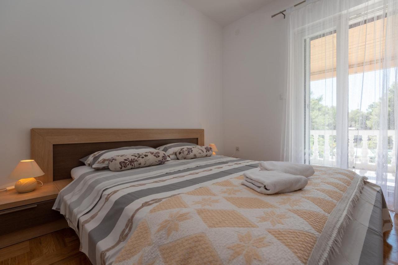 Apartman Tribunj Tribalj Exterior foto